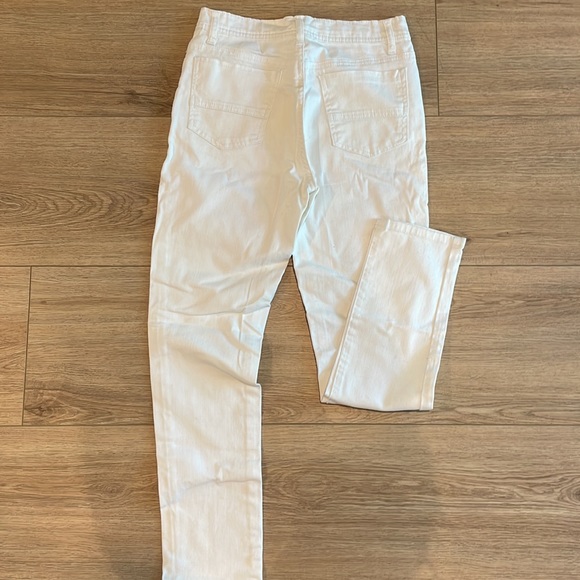Girls White Jeans - size 10 - high waisted - Picture 3 of 4